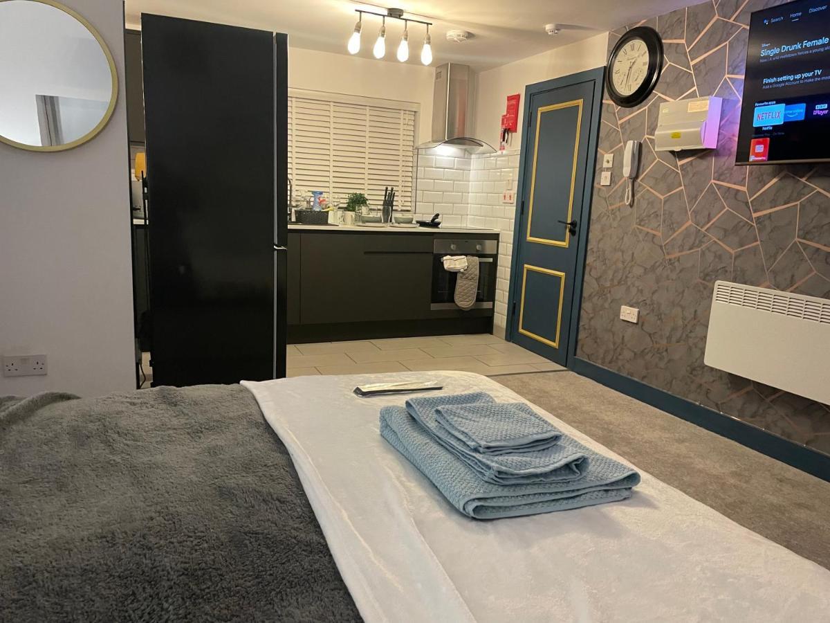 Lovely Studio Apartment Located In 伯明翰 外观 照片